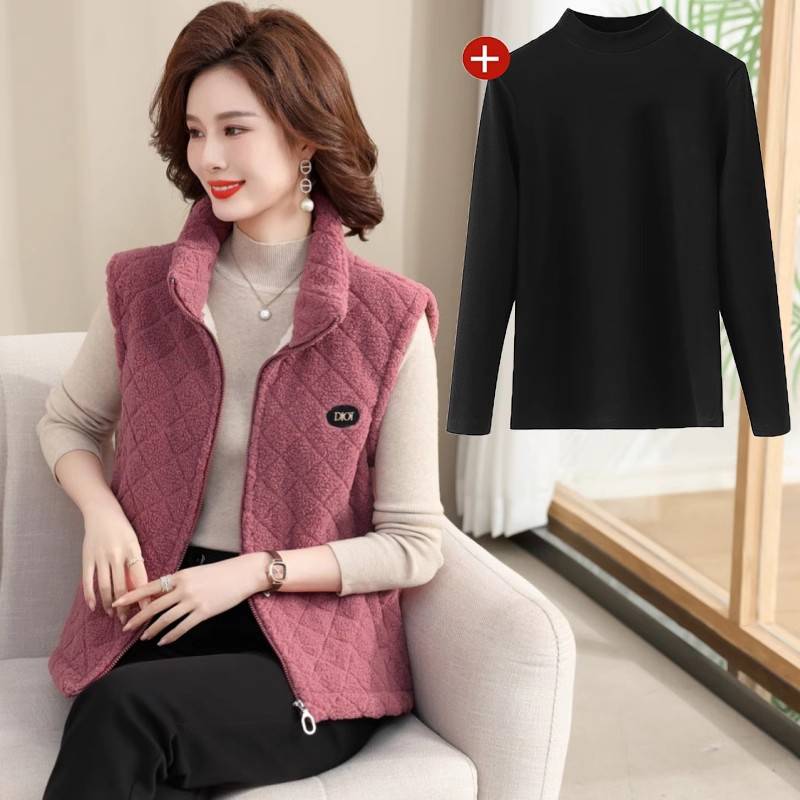 Coral powder + black velvet undershirt